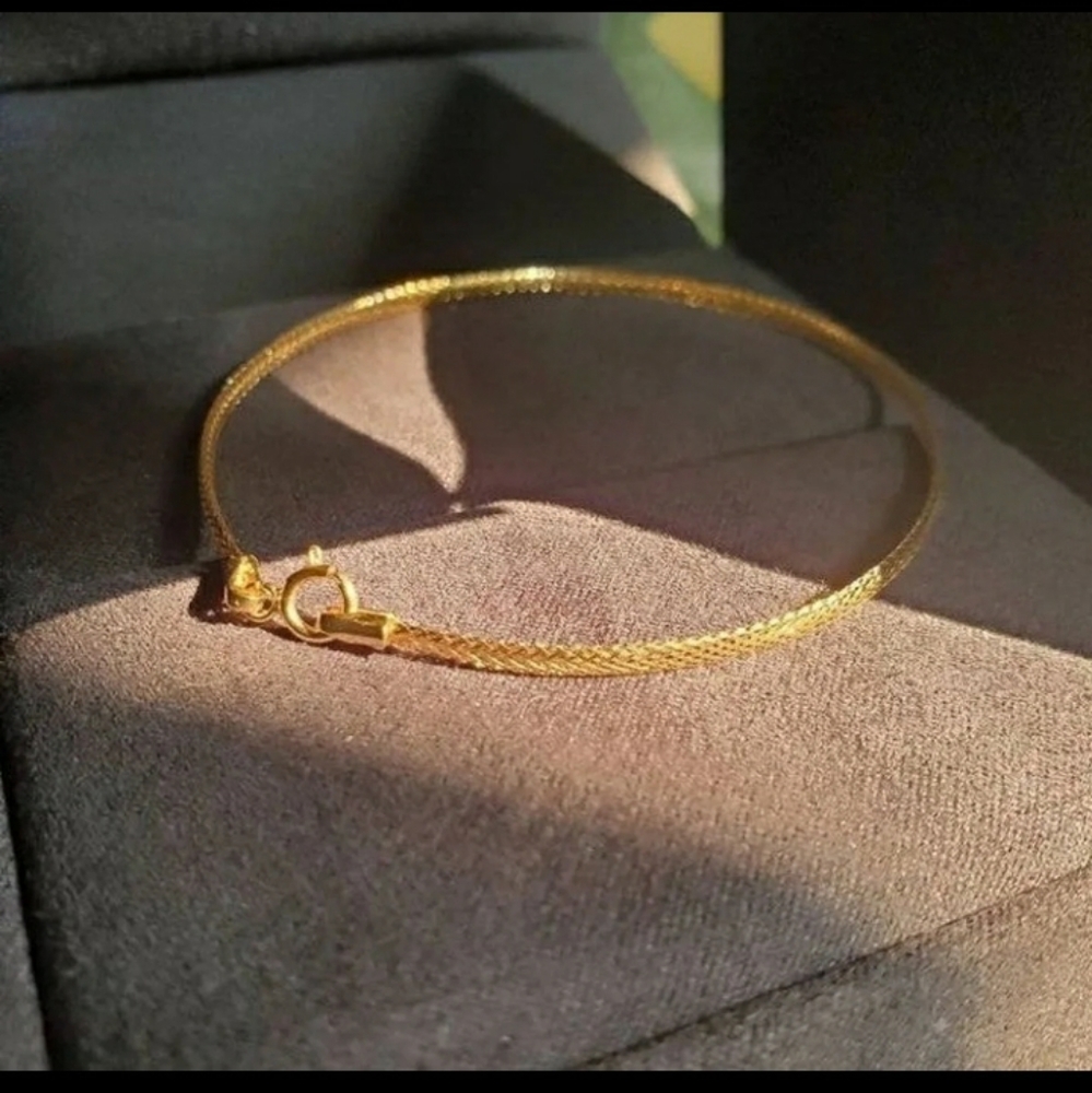 18k Gold Woven bracelet